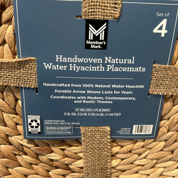 Handwoven Natural Eco Friendly Water Hyacinth Placemats. Set of four - Picture 3 of 7